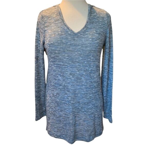 Apt 9 Blue & Gray W/ Silver Metallic Threads Long Sleeve light Weight V neck top - Picture 4 of 7